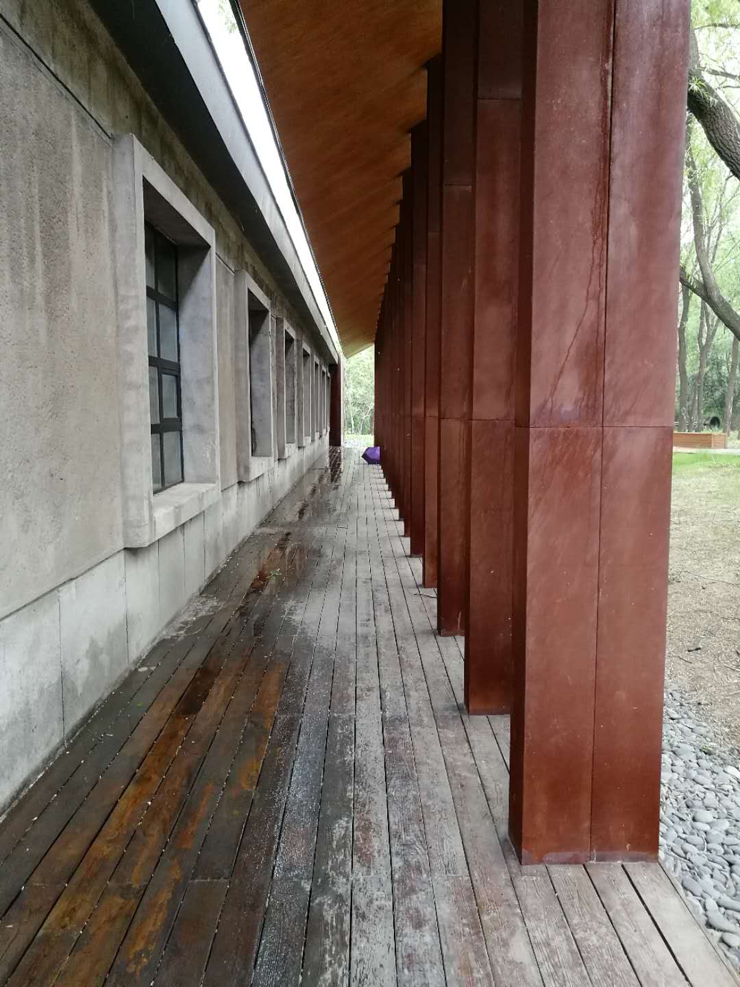净水厂公园遇雨